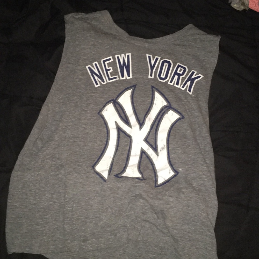 NEW YORK T